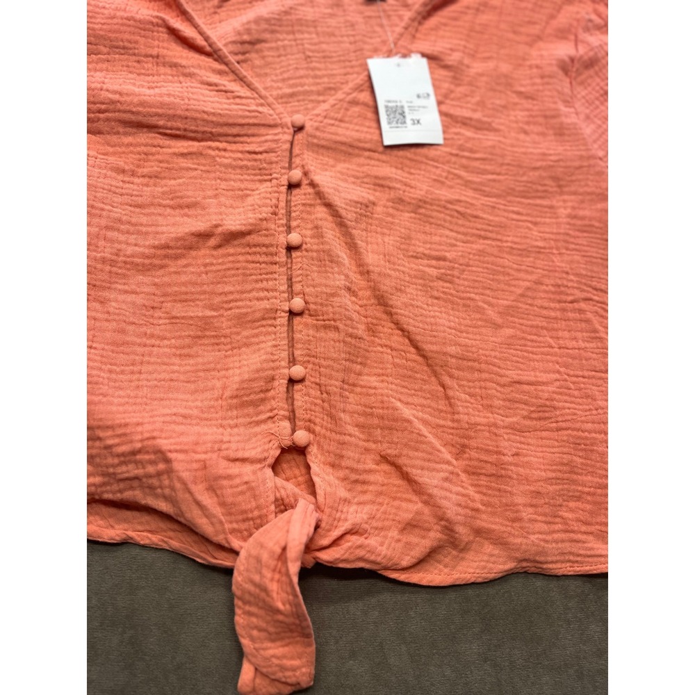 Forever 21 Plus Coral Gauze Textured Button Front Tie Waist Top 3X - Picture 3 of 6